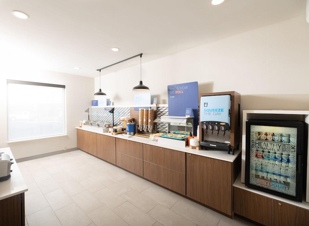 Holiday Inn Express Hotel & Suites Frackville by IHG photo 37