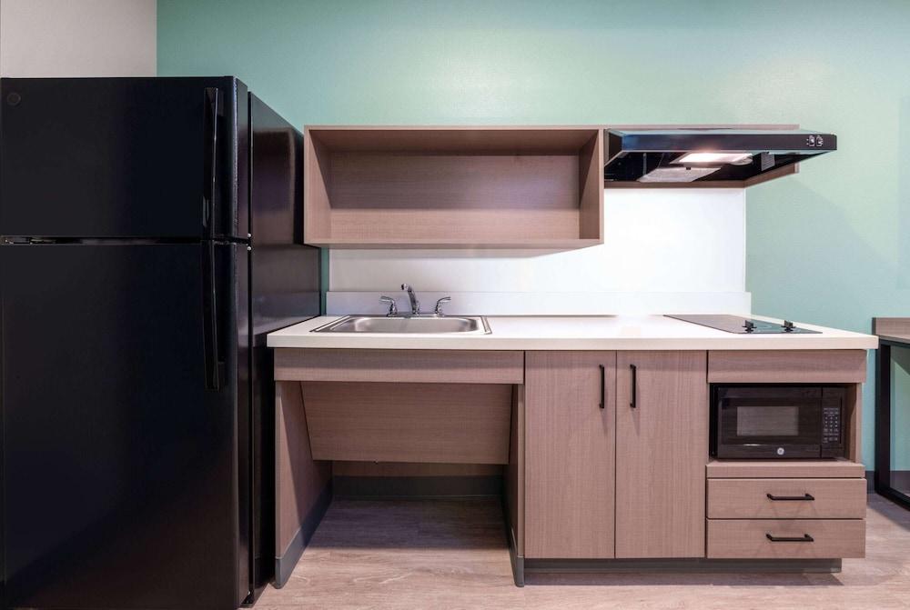 Echo Suites Extended Stay By Wyndham Johnson City Medical Cr photo 20