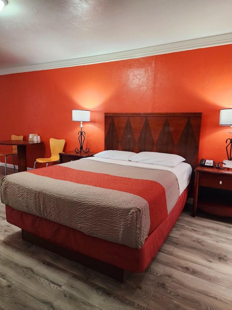 Motel 6 Canon City, CO photo 19