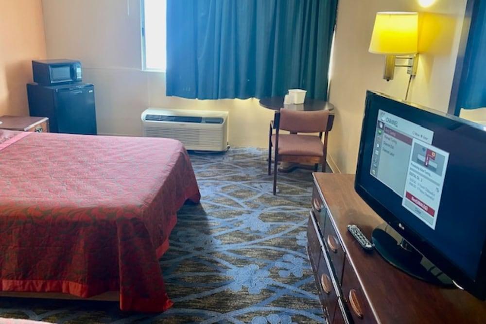 Red Carpet Inn & Suites Lima photo 20