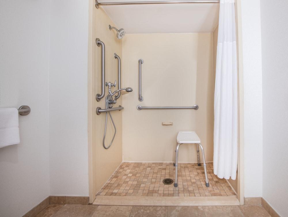 Hampton Inn Parsippany photo 38