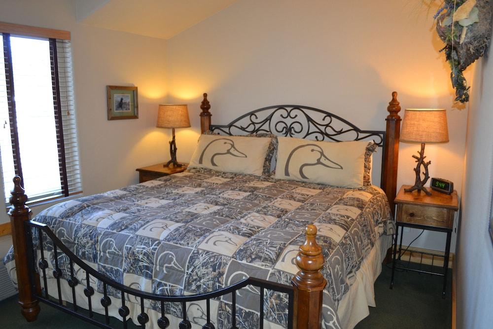 Eagle Fire Lodge & Cabins photo 9