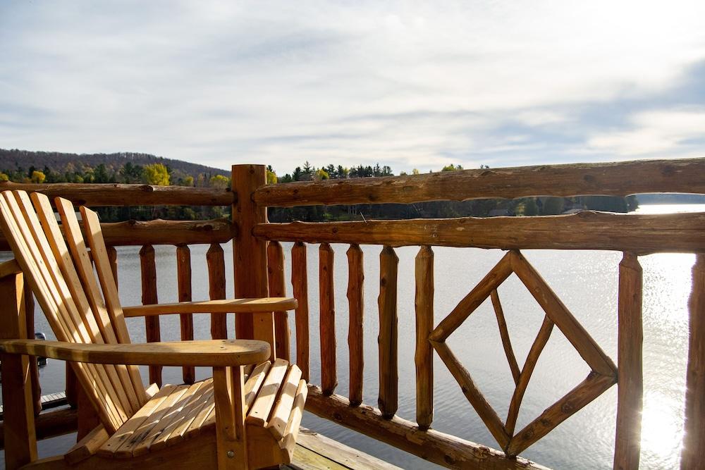 Ampersand Bay Resort photo 77