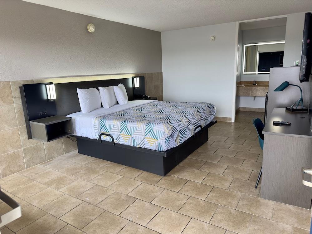 Motel 6 Mesquite, TX – Town East photo 27