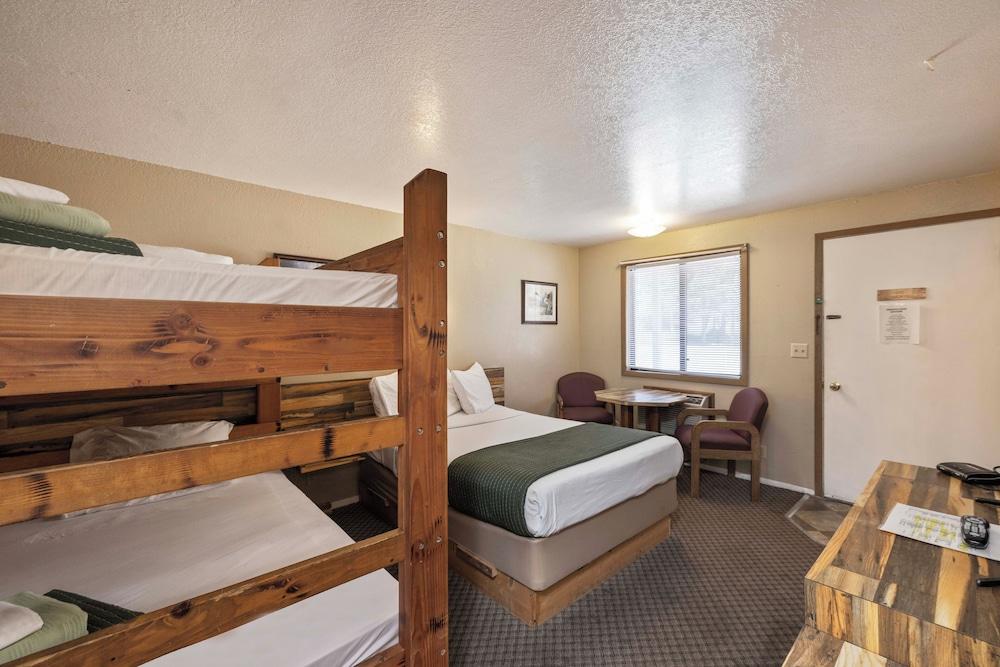 Birch Glen Hotel photo 43
