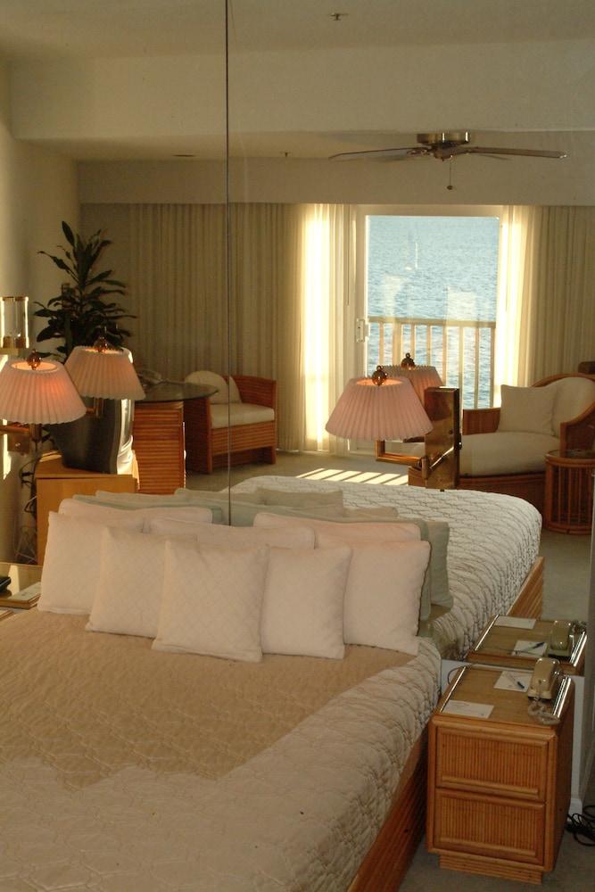 Lighthouse Club Hotel photo 27
