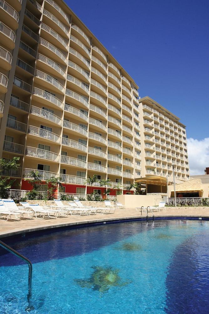Club Wyndham at Waikiki Beach Walk photo 8