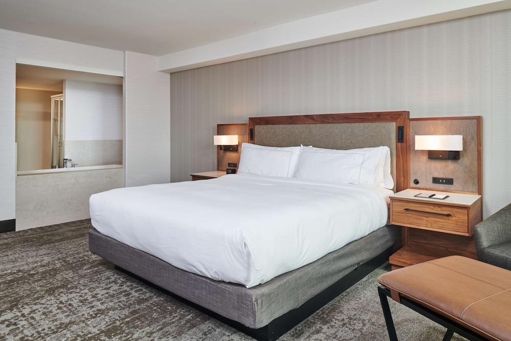 DoubleTree by Hilton Fullerton photo 34