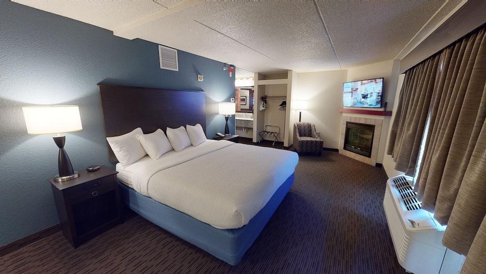 AmericInn by Wyndham Mounds View Minneapolis photo 17