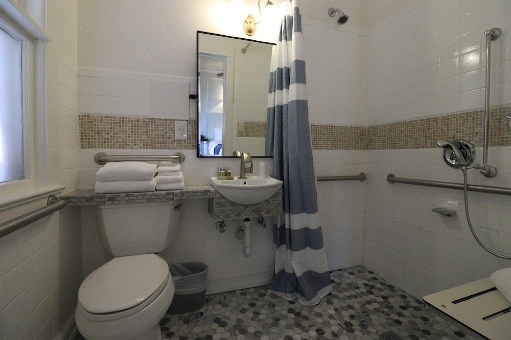 The Riverview Hotel photo 44