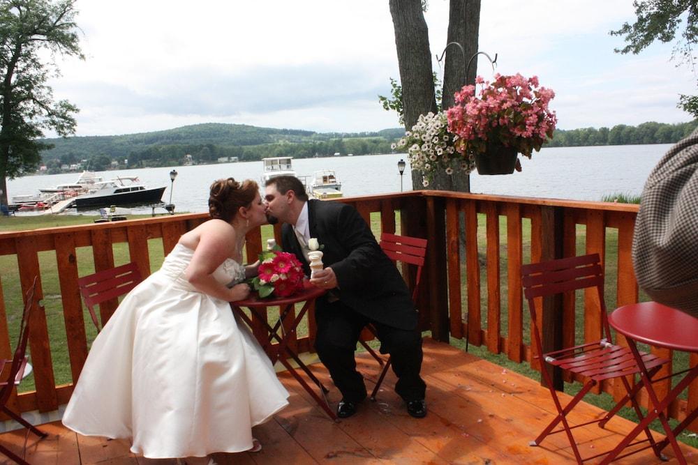 Lake House photo 16