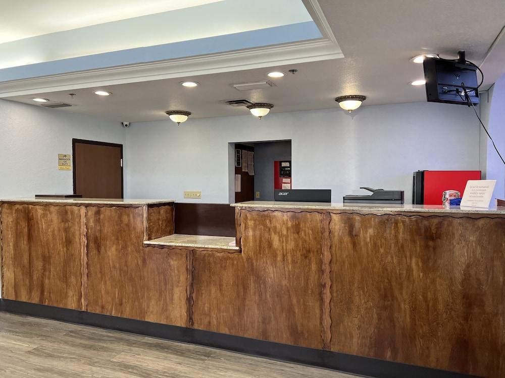Ruskin Inn Hotel photo 9