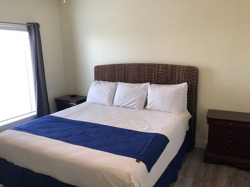 Beachgate CondoSuites and Oceanfront Resort photo 94