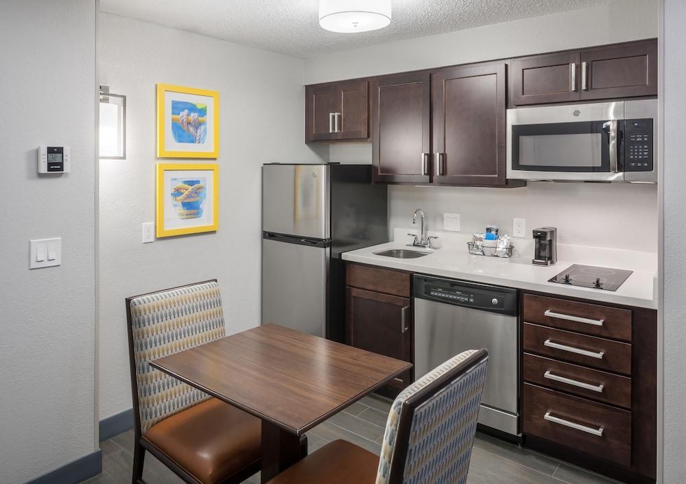 Hampton Inn & Suites by Hilton Miami-Doral/Dolphin Mall photo 21
