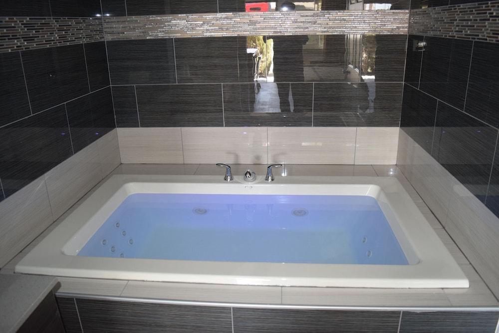 Budget Inn La Puente photo 8