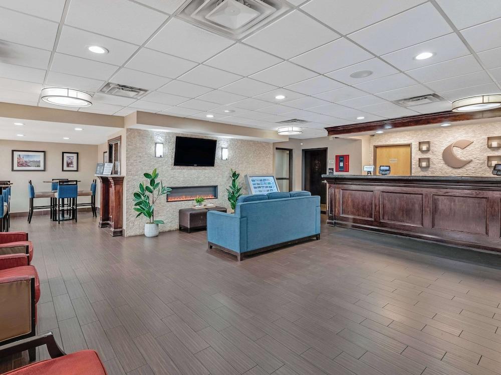Comfort Inn Detroit Downtown photo 2