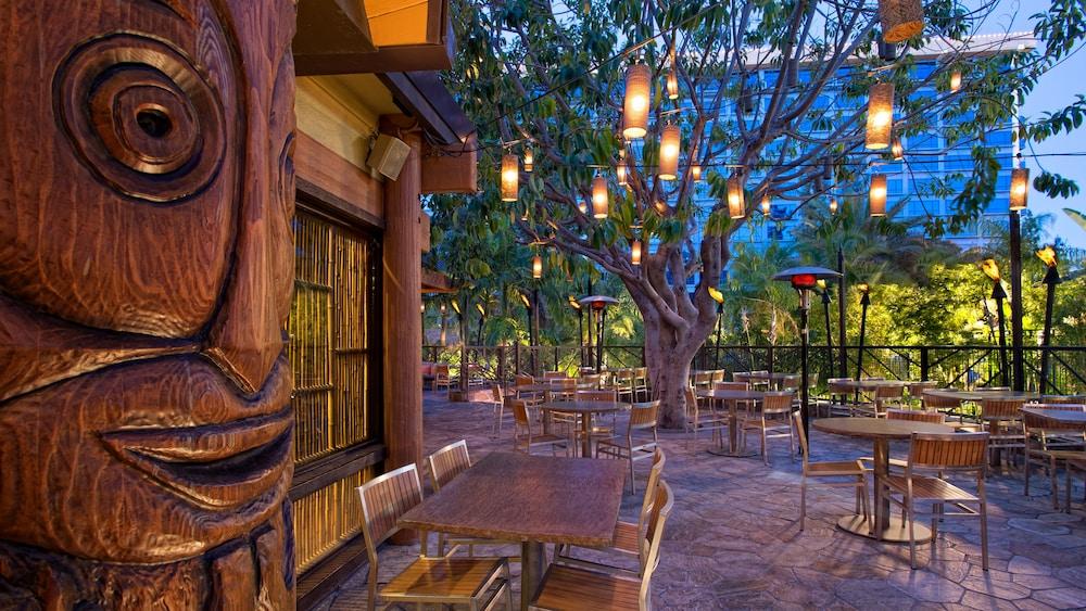 Disneyland Hotel photo 8