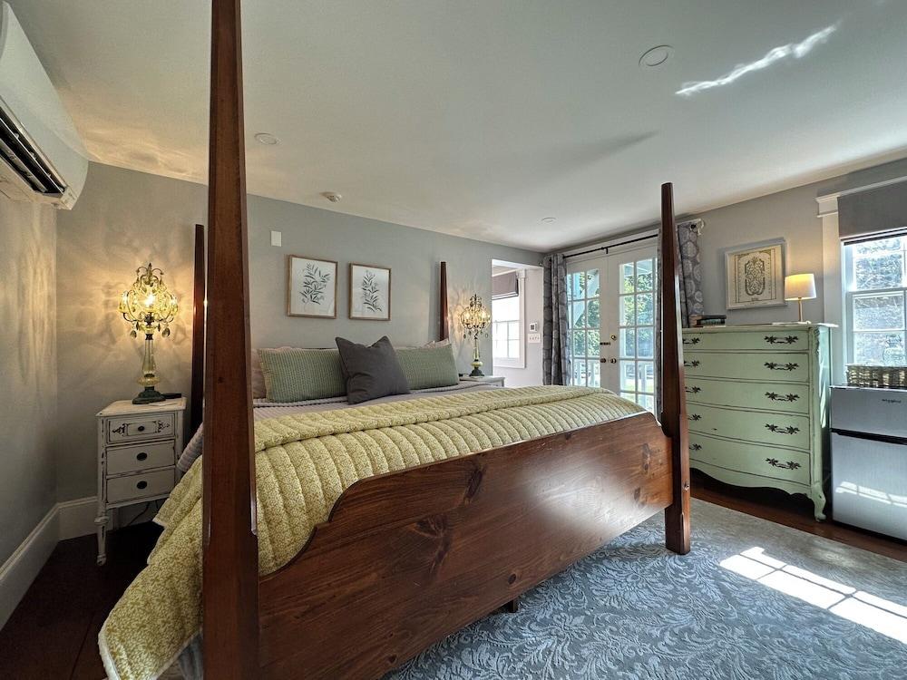 Inn at Perkins Cove photo 18