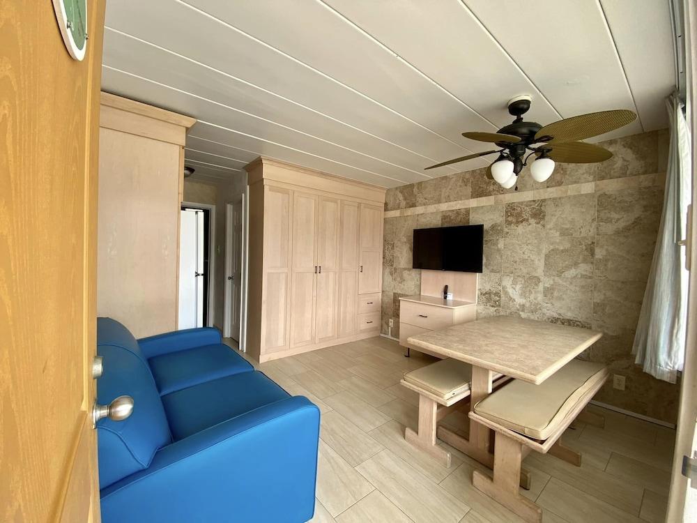 The VIP Family Motel photo 9