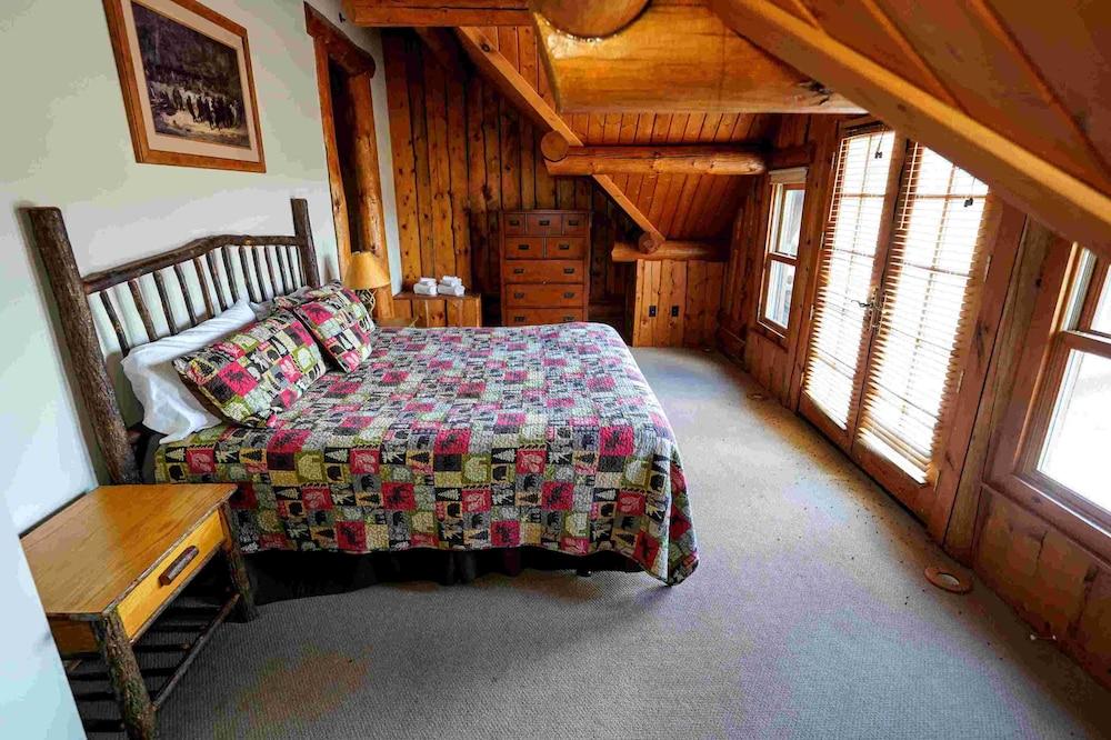 Ampersand Bay Resort photo 55