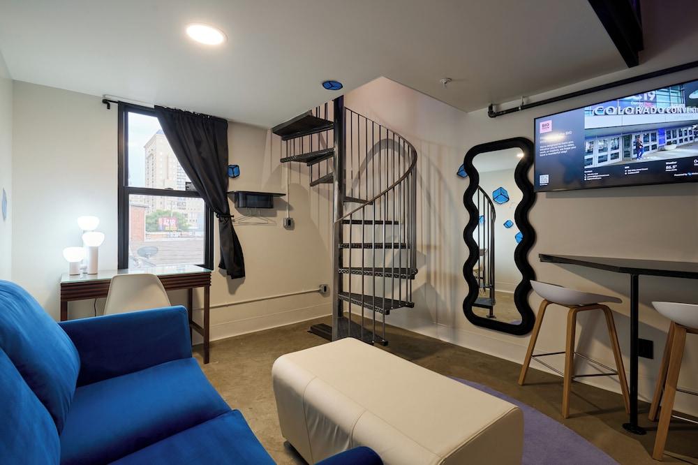 BIG LITTLE HOTEL photo 64