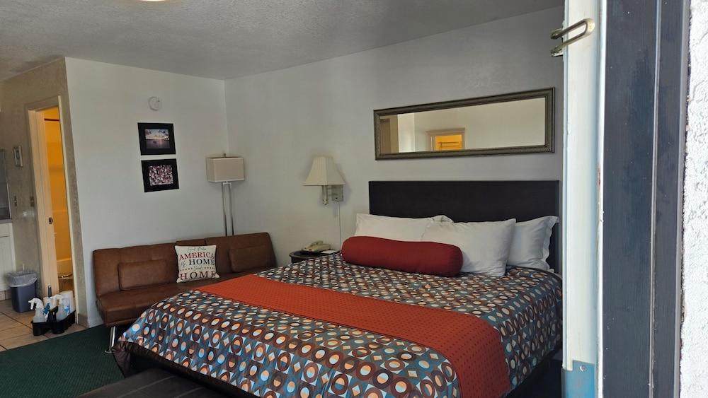 Merida Inn and Suites photo 43