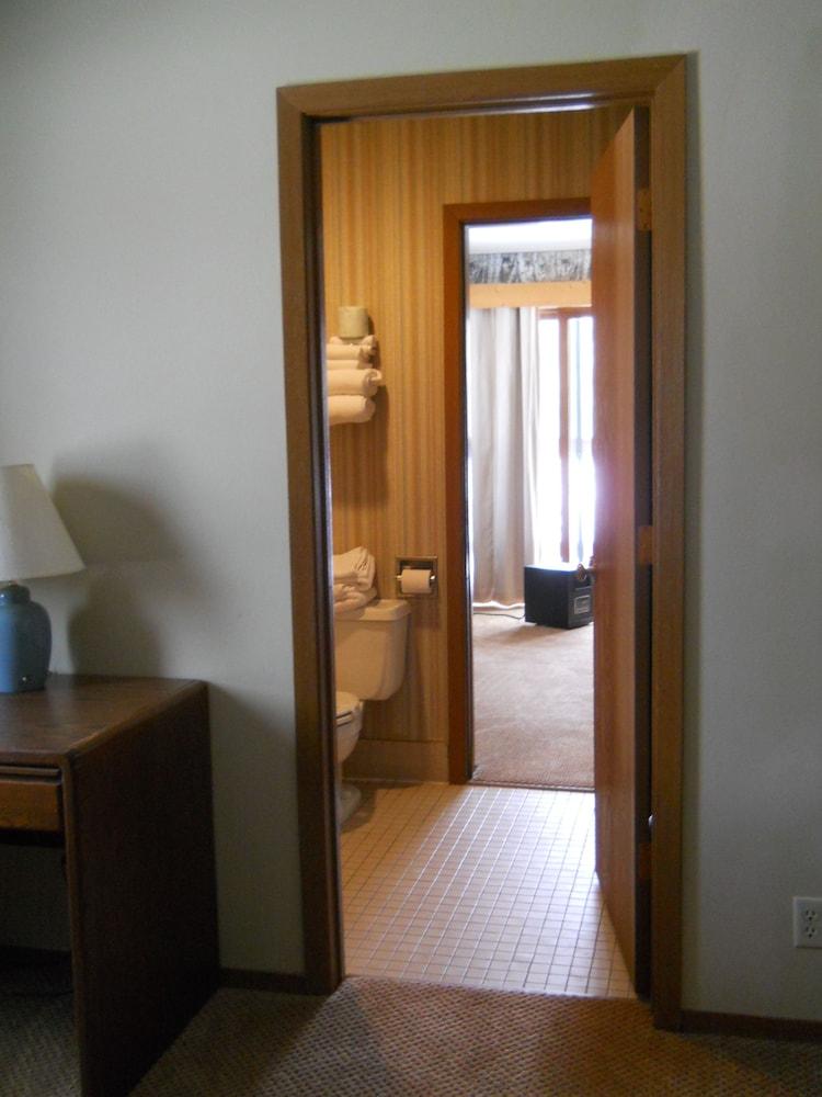 Lakewoods Resort & Lodge photo 10