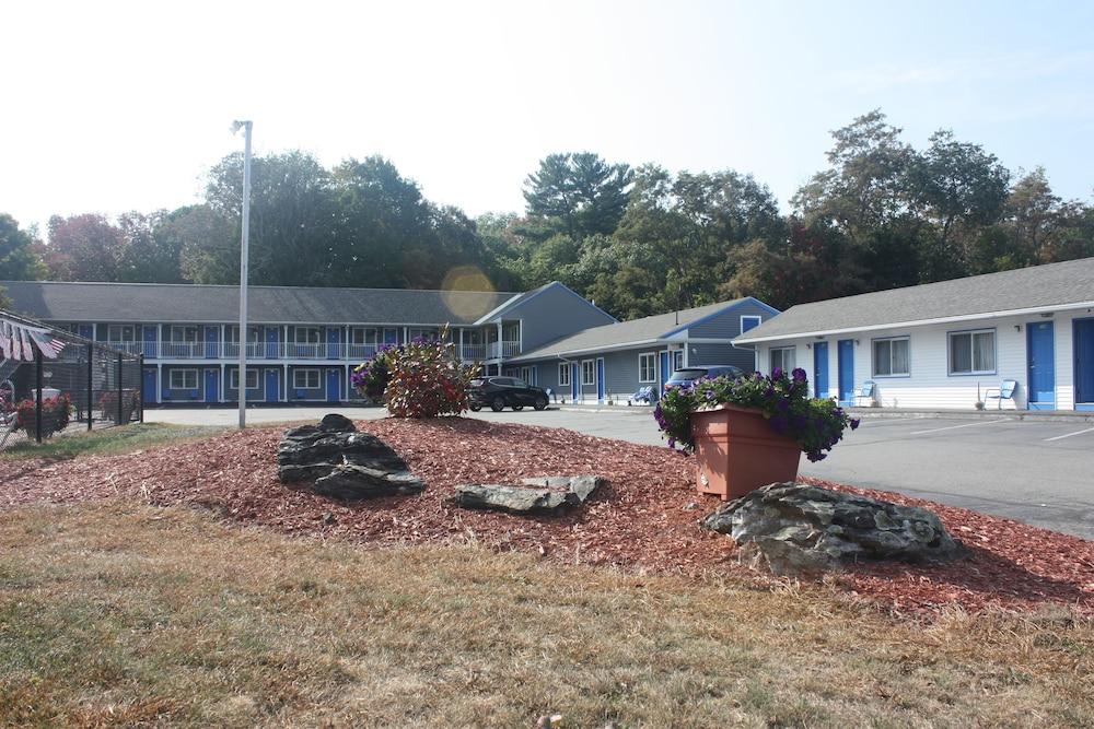 The Towne Motel photo 82