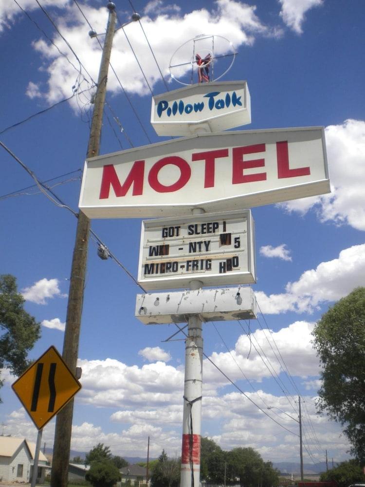 Pillow Talk Motel photo 38