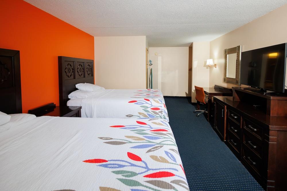 Garnet Inn & Suites, Orlando photo 43