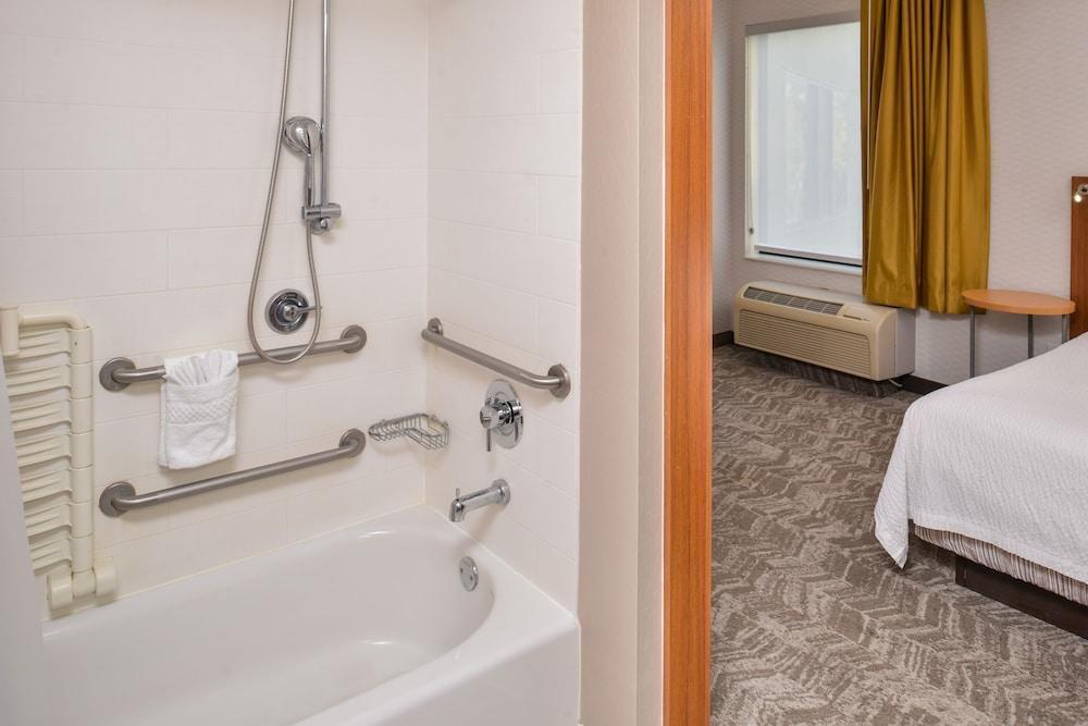 SpringHill Suites Irvine John Wayne Airport/Orange County photo 8