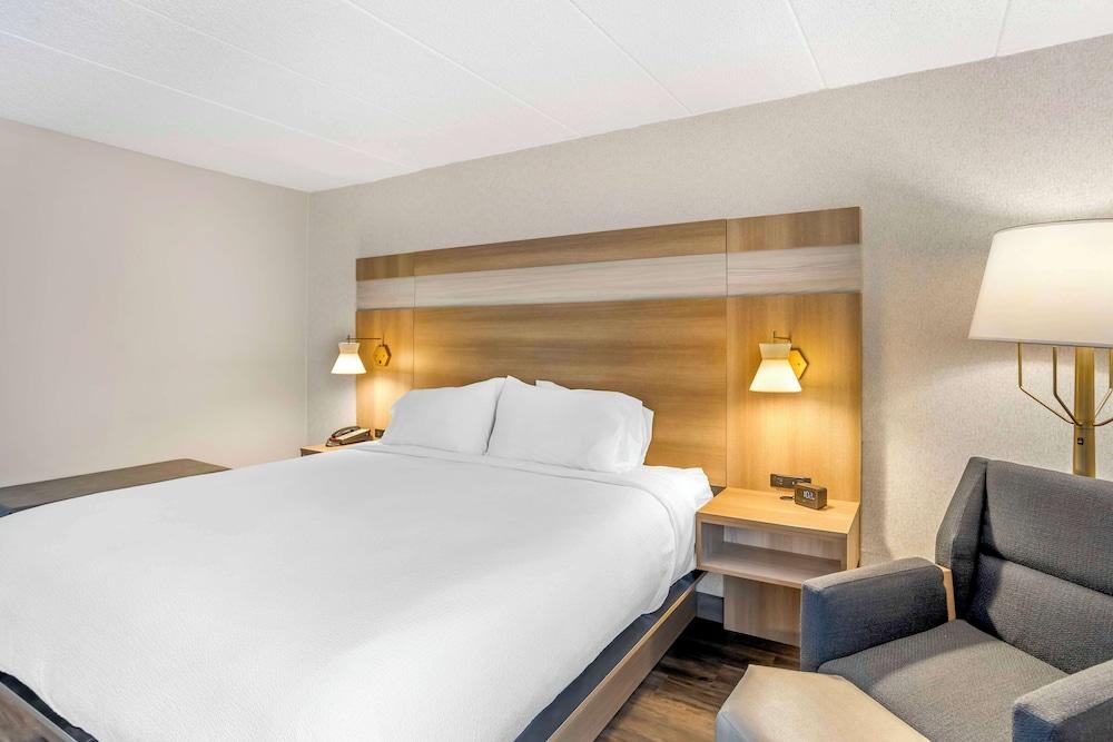 Best Western Plus Heritage Rail Inn & Suites photo 19