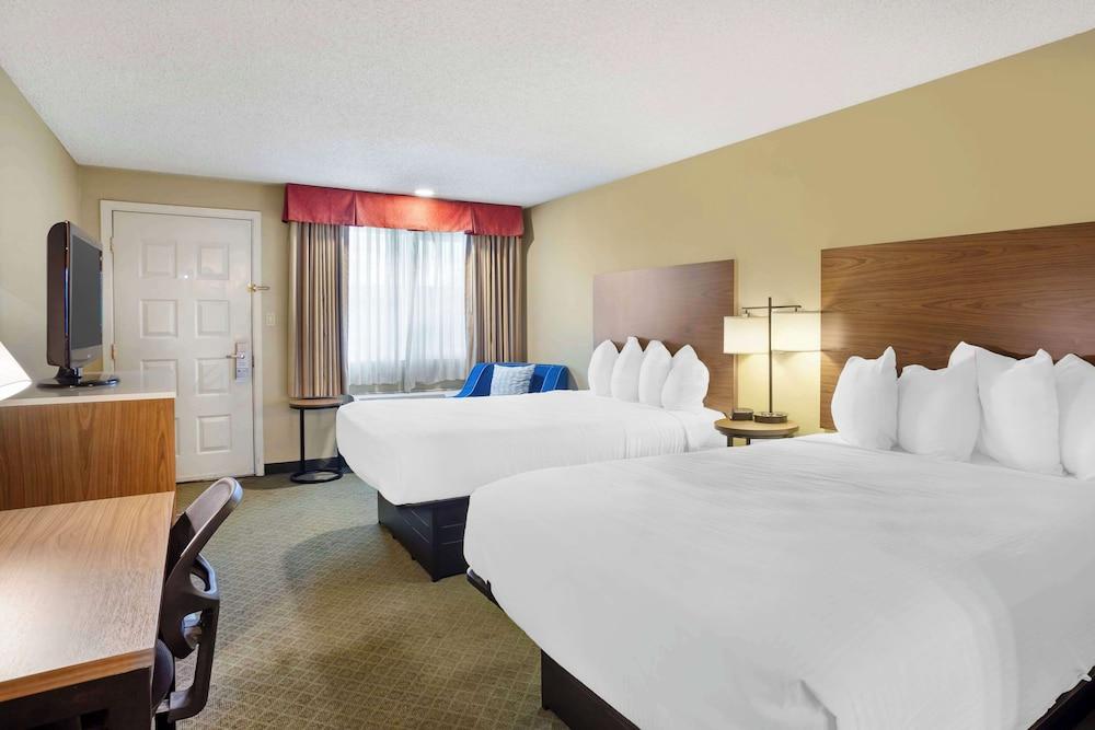 Best Western Shadow Inn photo 15