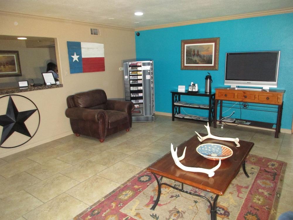 San Angelo Lodge photo 25