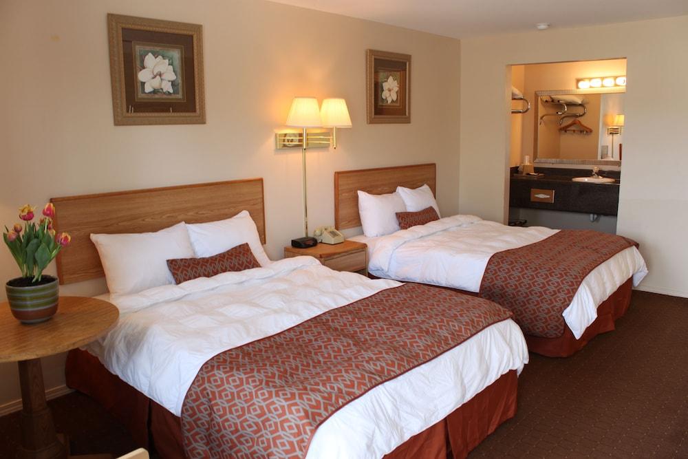 The Regency Inn photo 3