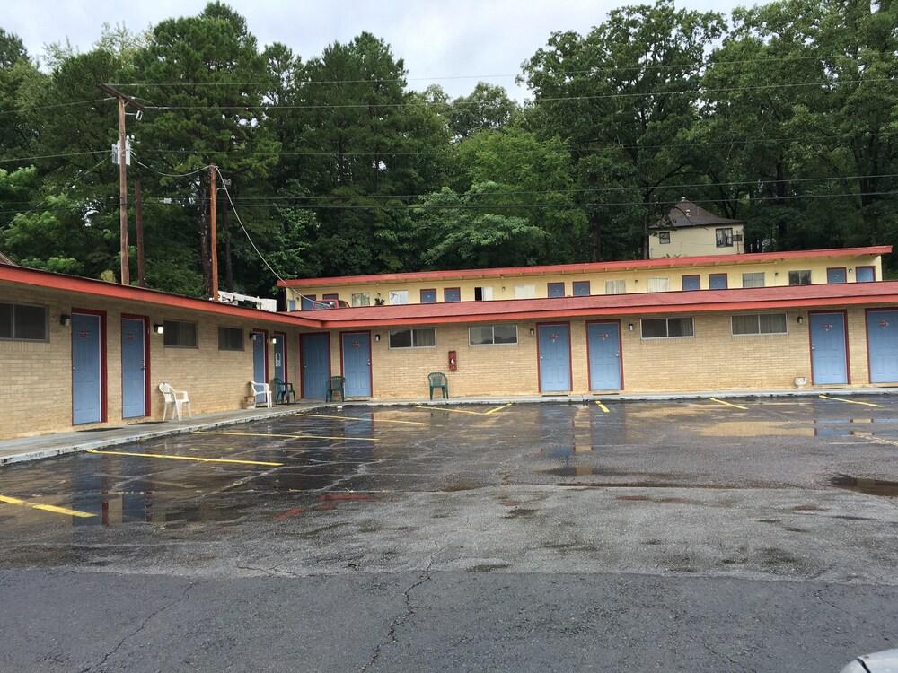 Budget Inn photo 7
