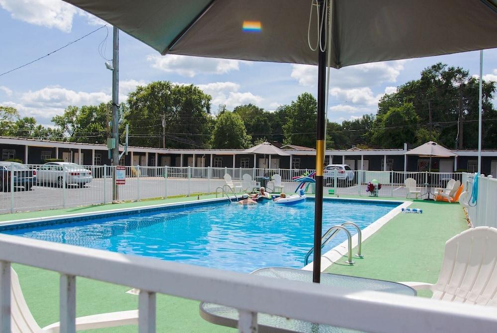 Current River Inn photo 12