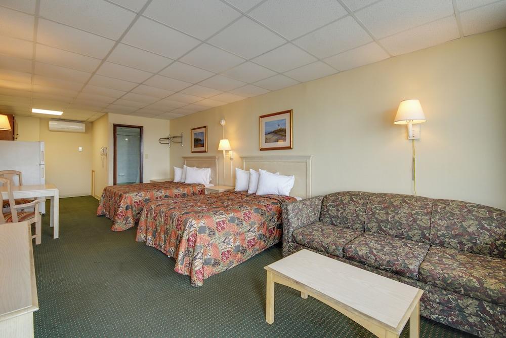 Surf Inn Suites photo 28