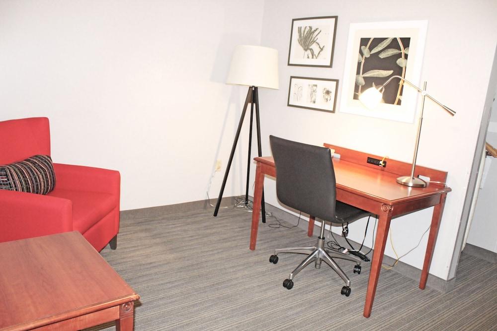 Independence Stay Hotel & Suites photo 33