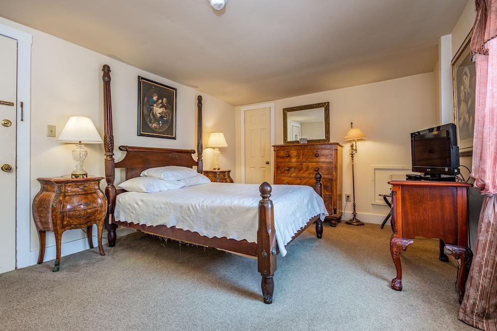 Wayside Inn photo 78