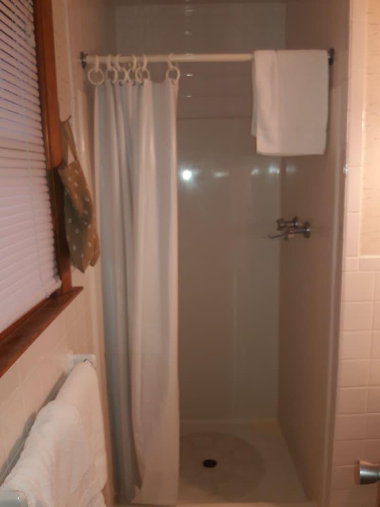 Catskill Motor Court Motel photo 12