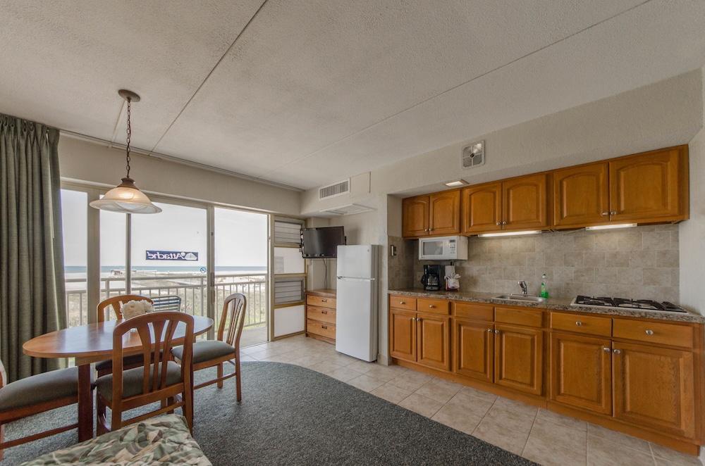 Attache Motel photo 8