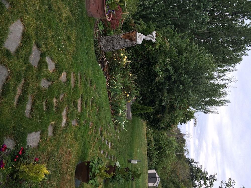 Camano Island Inn photo 2