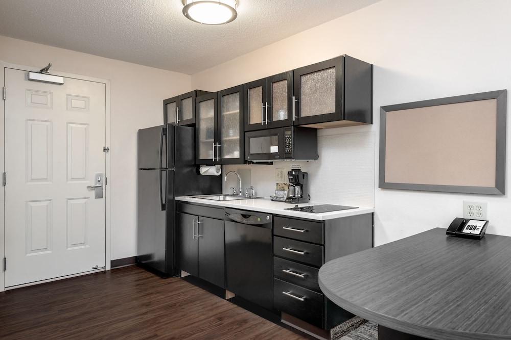 Candlewood Suites Washington Dulles Sterling by IHG photo 11
