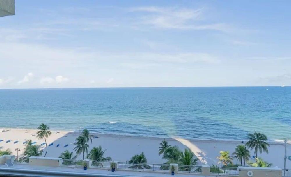 Private Residences at the Atlantic Resort and Spa photo 83
