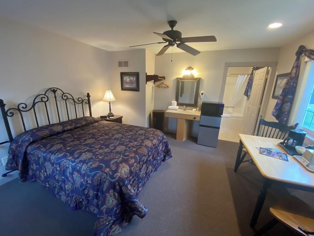 Green Gables Inn photo 23