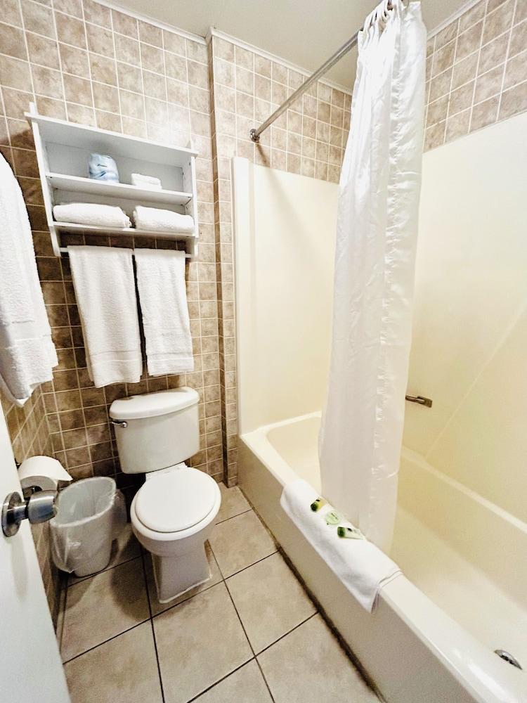 Silver Sands Hotel & Resort photo 50