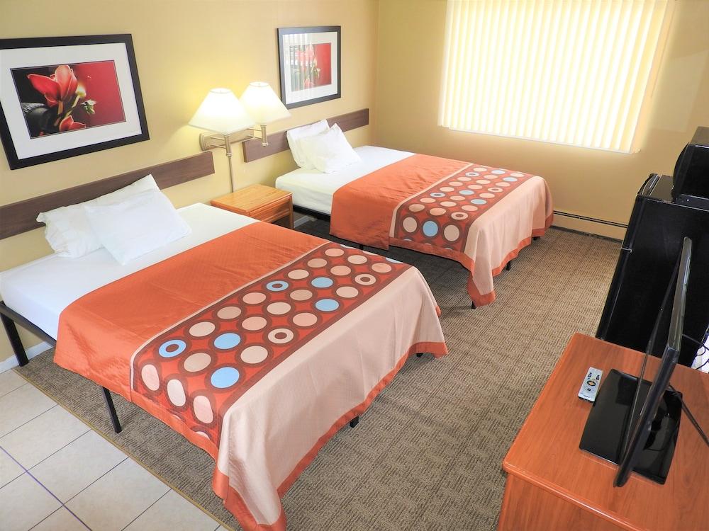Country Meadow inn photo 10