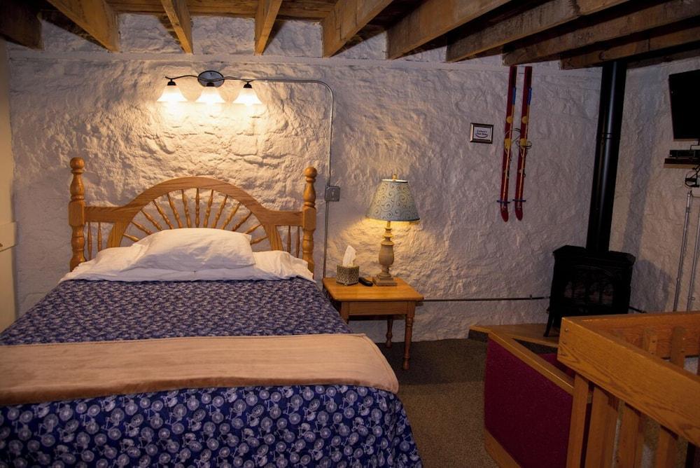 Stone Mill Hotel & Suites photo 15