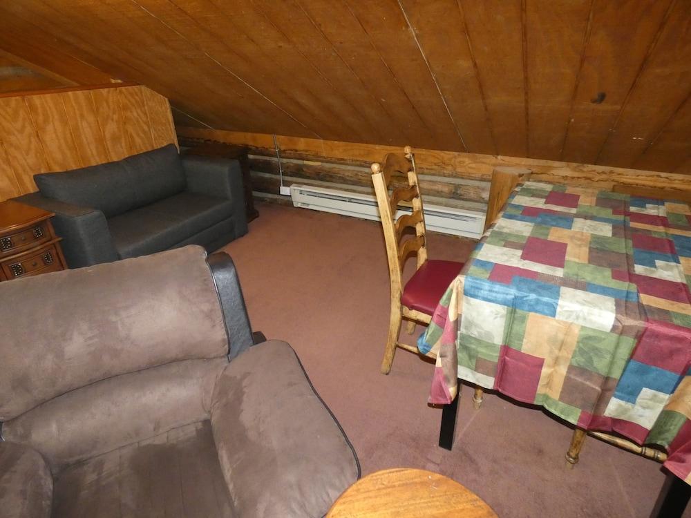 Yellowstone Motel - Adults Only photo 48